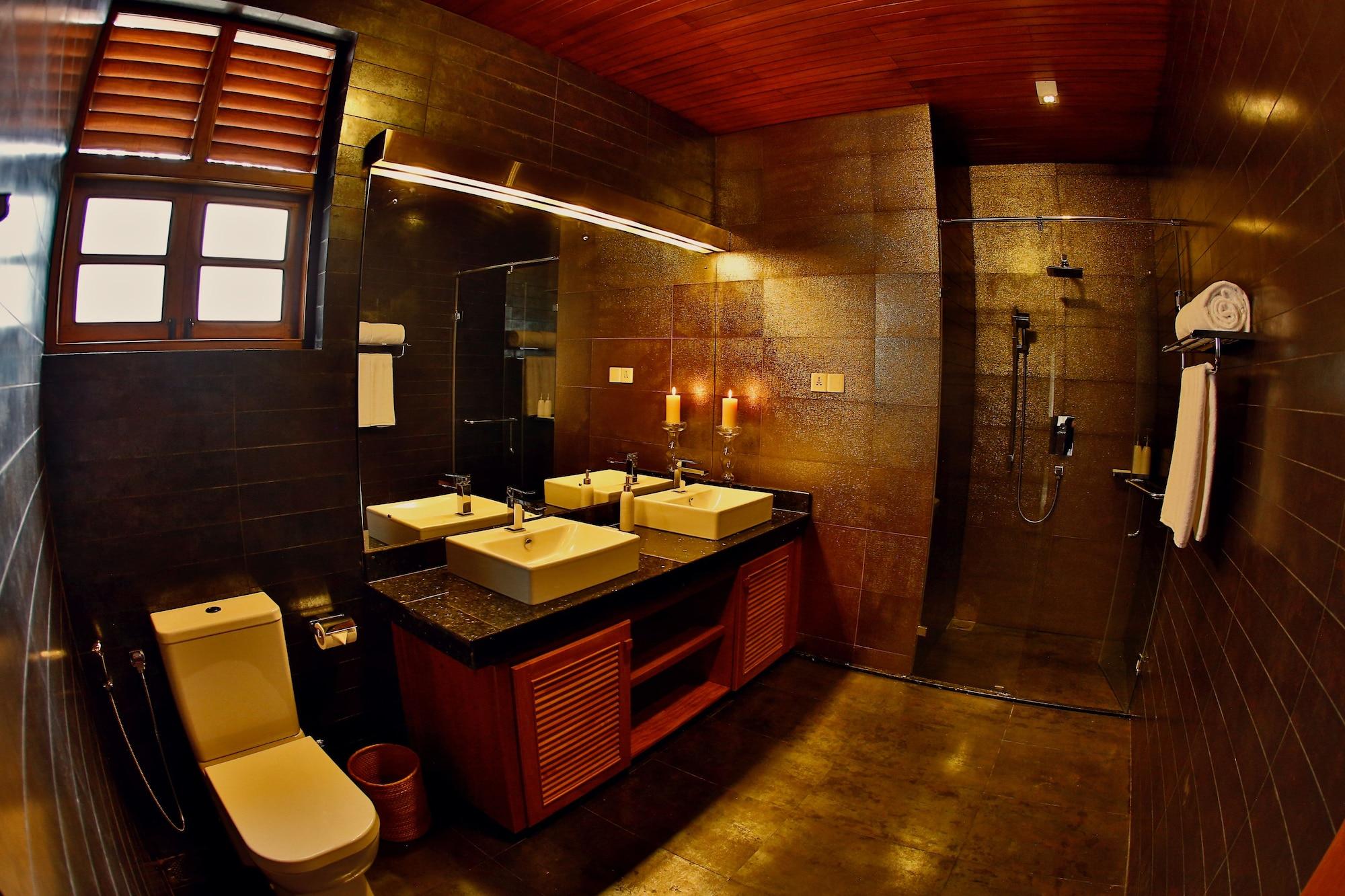 Clove Villa Канди Екстериор снимка