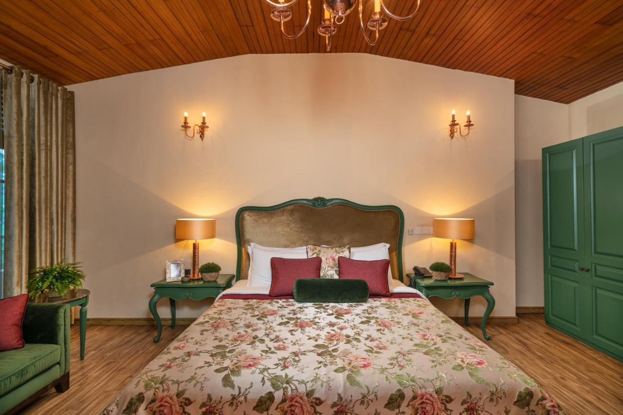 Clove Villa Канди Екстериор снимка