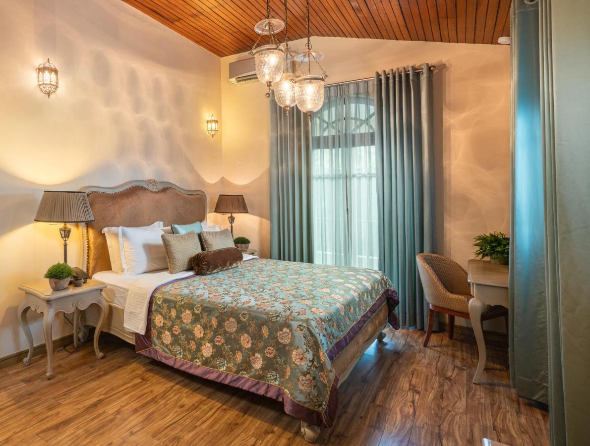 Clove Villa Канди Екстериор снимка