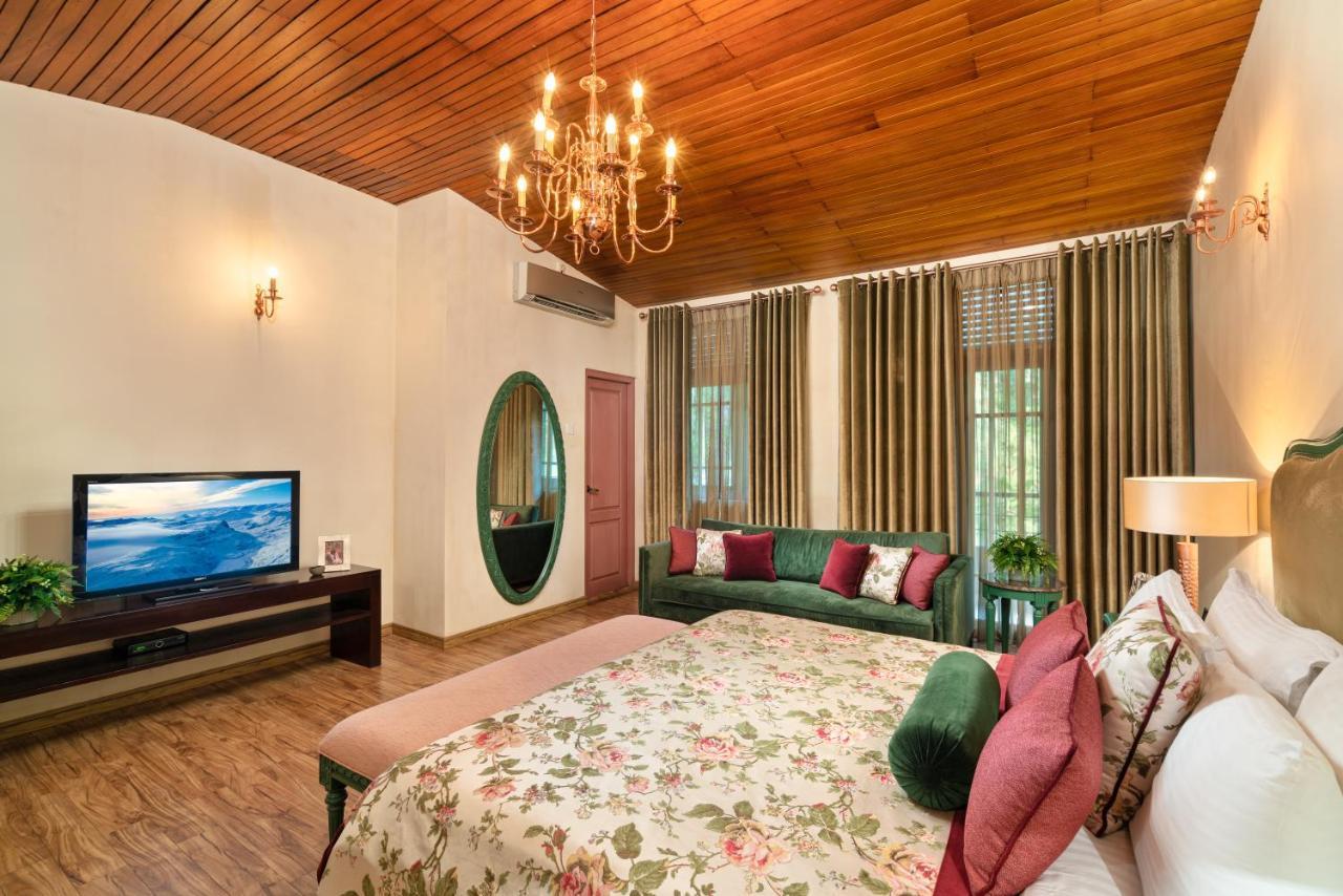 Clove Villa Канди Екстериор снимка