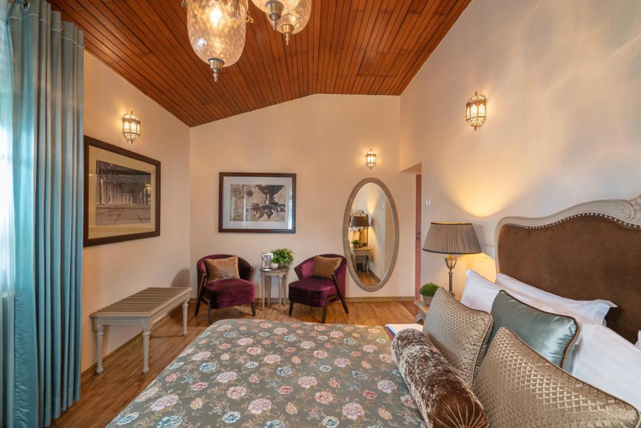 Clove Villa Канди Екстериор снимка