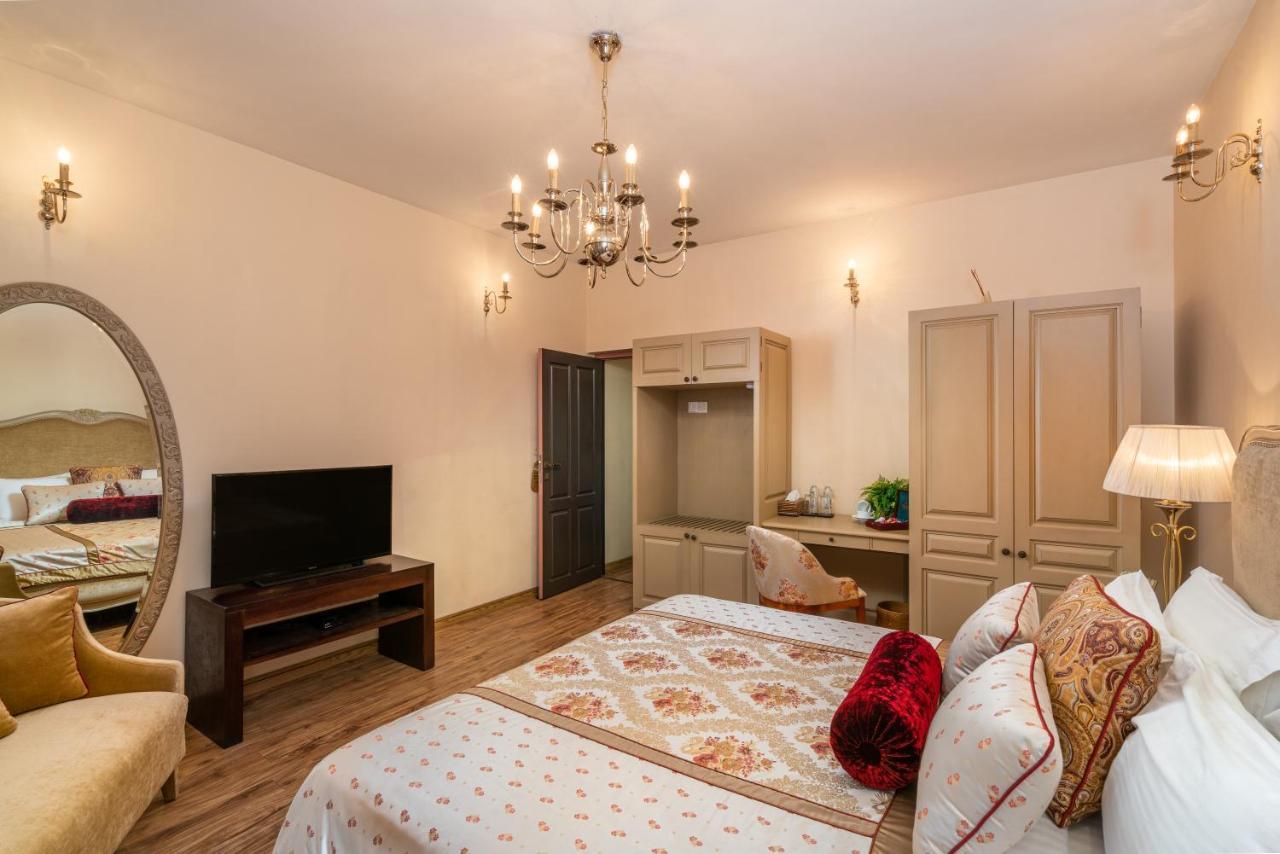 Clove Villa Канди Екстериор снимка
