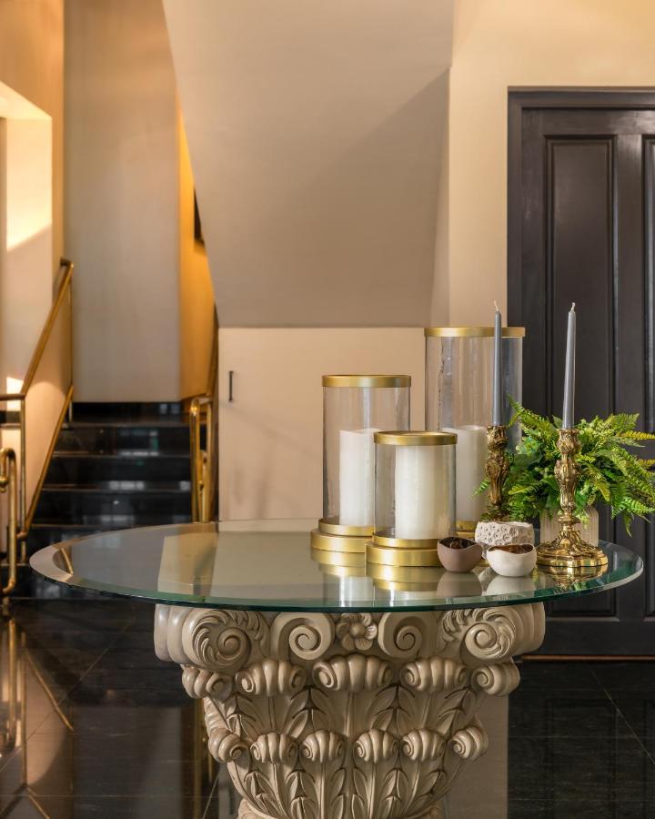Clove Villa Канди Екстериор снимка