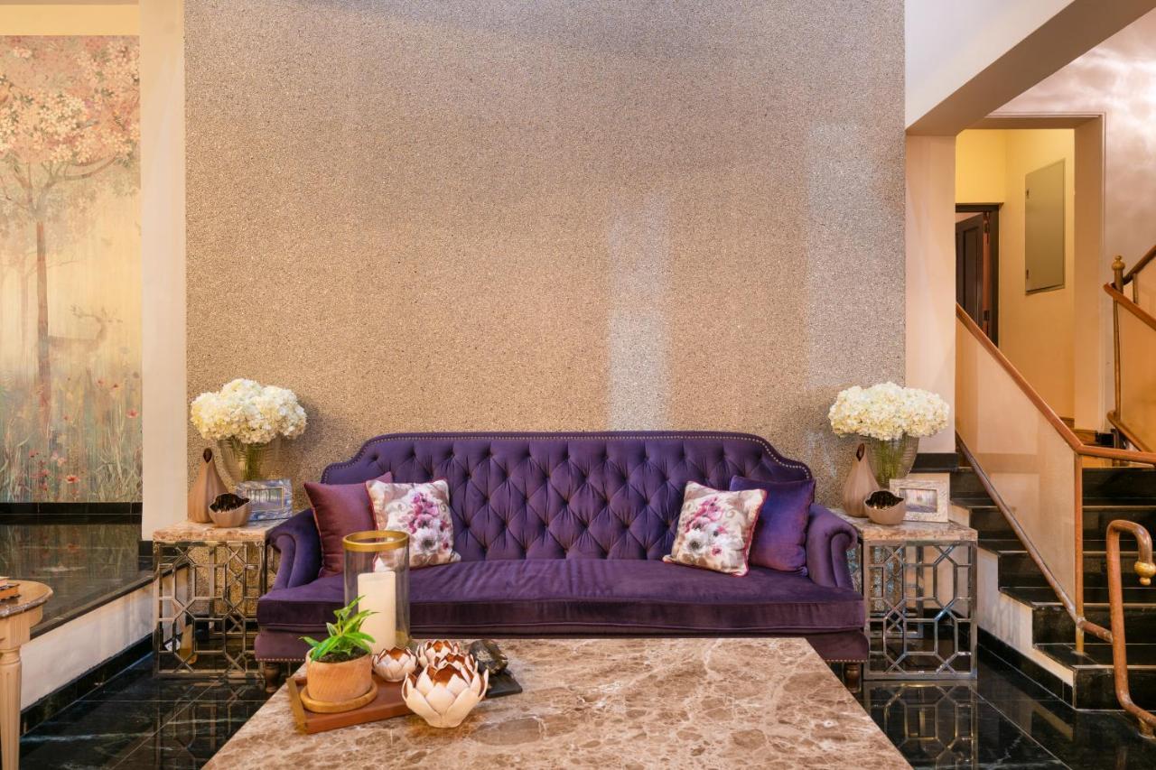 Clove Villa Канди Екстериор снимка
